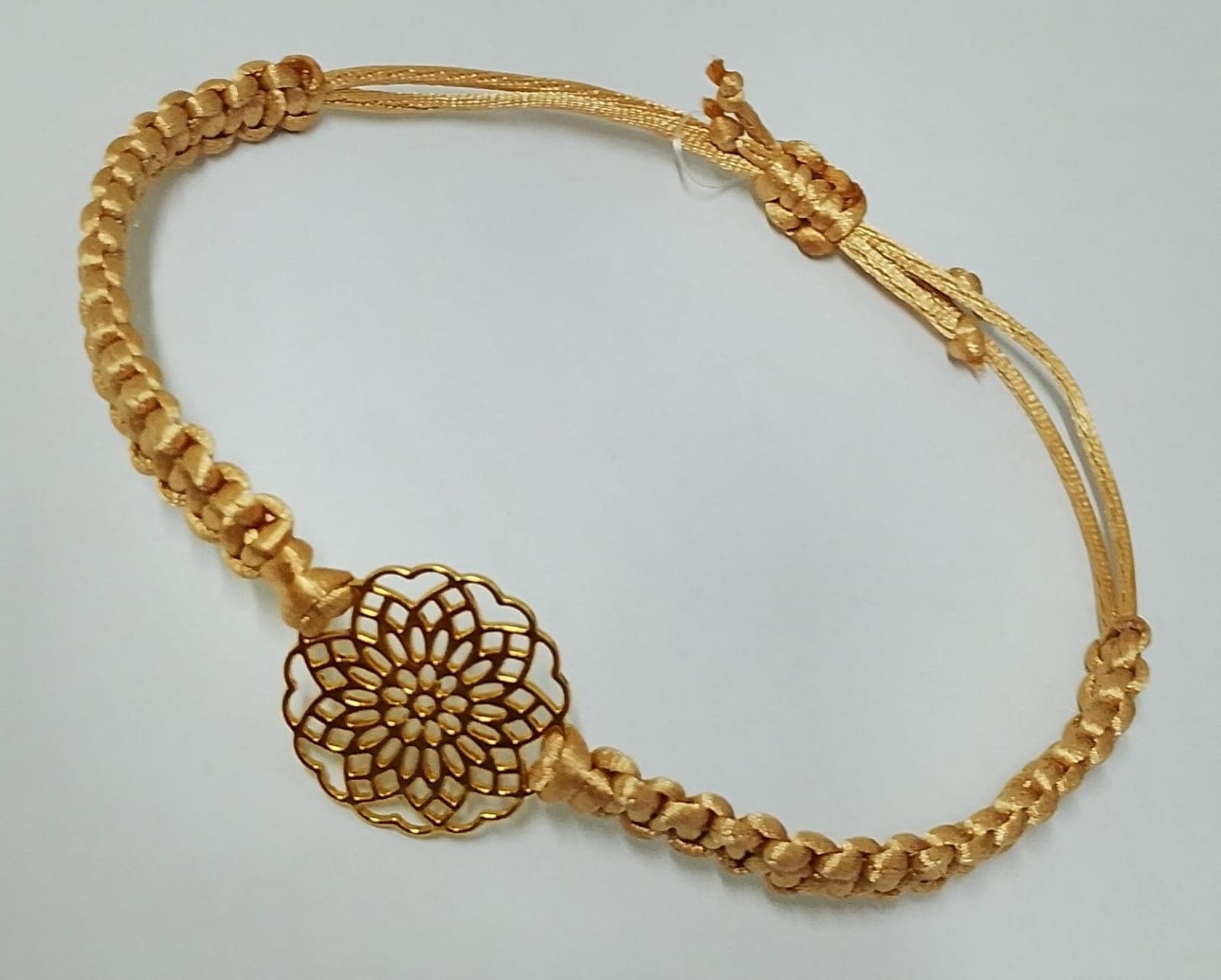 Pulseira Cordão com Losango Dourado