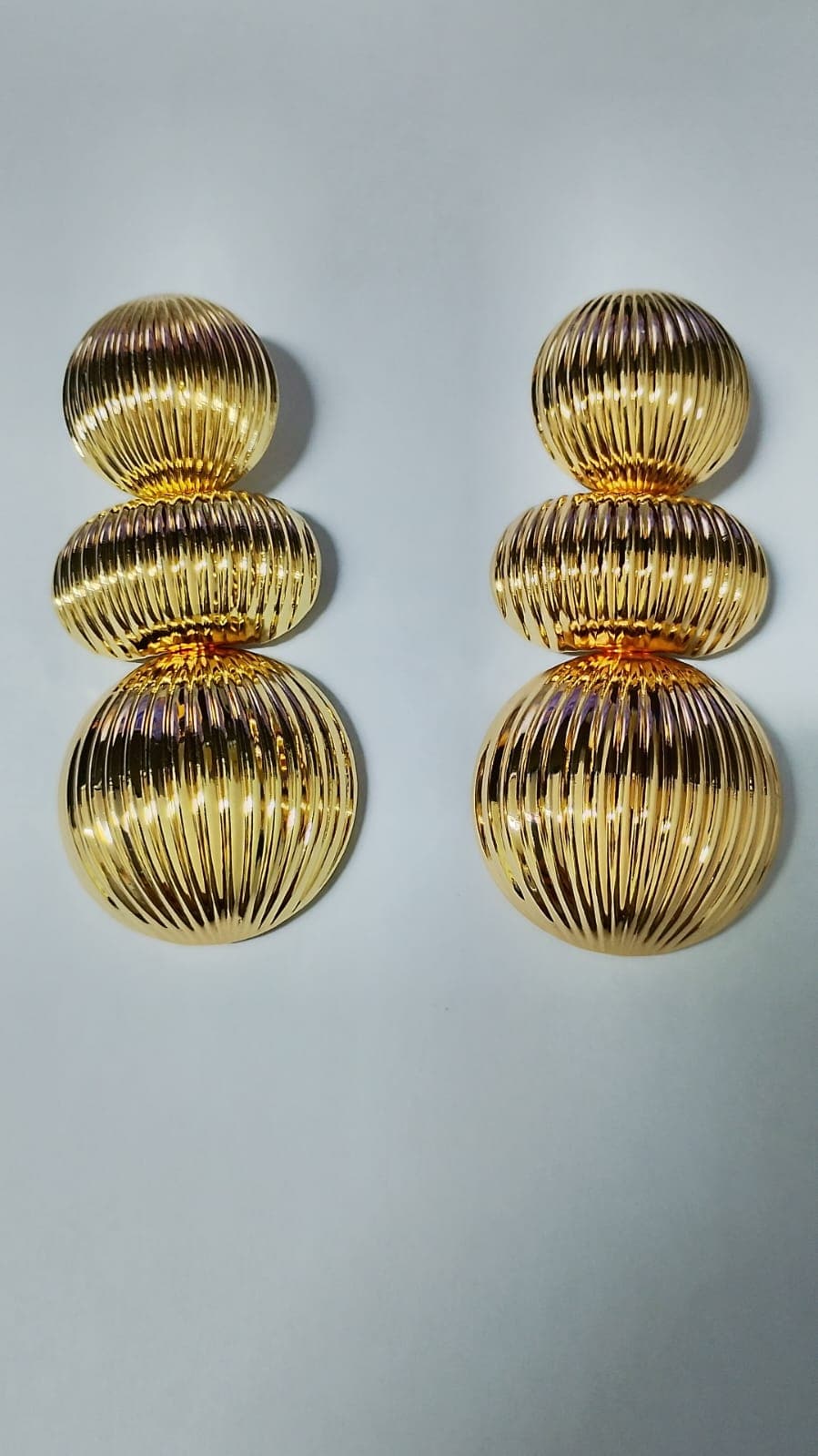 Brinco Bolas Dourado
