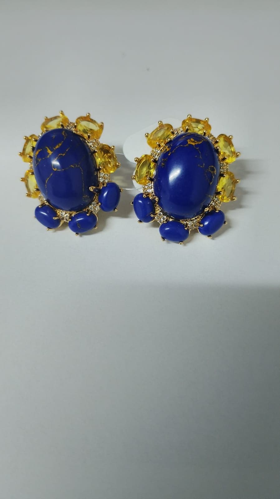Brinco Médio Pedra Cabochão Lápis