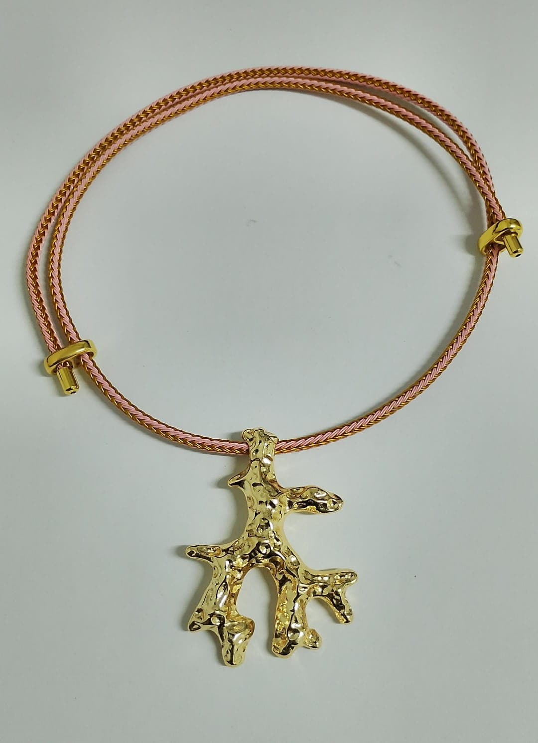 Colar Coral Dourado