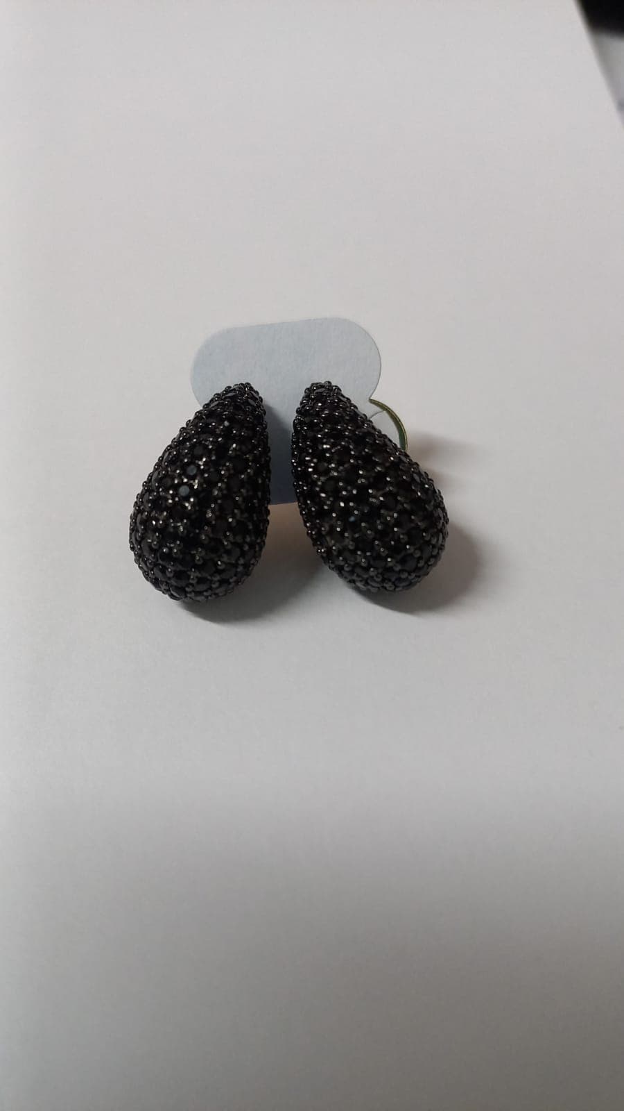 Brinco Gota Negra G